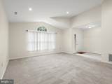 704 Sydney Terrace - Photo 3