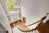 305 Springwood Court - Photo 19