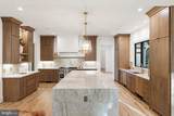 6908 Carmichael Avenue - Photo 37