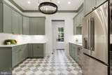 6908 Carmichael Avenue - Photo 47
