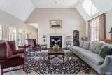 880 Club Dr - Photo 10