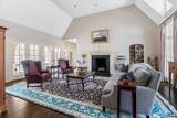 880 Club Dr - Photo 9