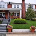 5226 Akron Street - Photo 1