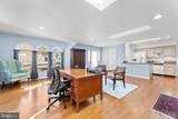 214 Royal Avenue - Photo 18