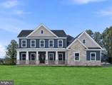 200 Mistletoe Lane - Photo 1