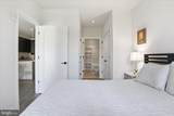 900 11TH Street - Photo 13