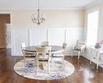 10916 Olive View Drive - Photo 9