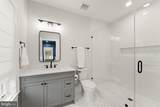 8230 Weller Avenue - Photo 37