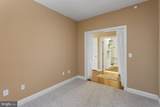 968 Robbins-Edinburg - Photo 13