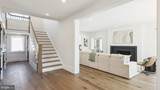 615 Mount Pleasant Avenue - Photo 26