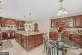 209 Windsor Avenue - Photo 17