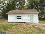 1605 Lakeview Drive - Photo 2