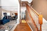 305 Mountaineers Way - Photo 8