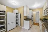 10401 Grosvenor Place - Photo 11