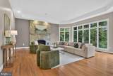 10507 Oakton Ridge Court - Photo 9