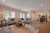 2074 Hammond Avenue - Photo 19