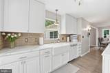 9 Falling Water Court - Photo 24