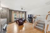 647 A Main Street - Photo 3