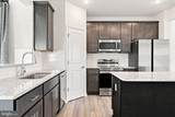 41 Peters Avenue - Photo 14