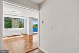 10401 Grosvenor Place - Photo 12