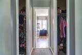215 Seamaster Road - Photo 21