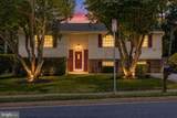 9812 Oleander Avenue - Photo 2