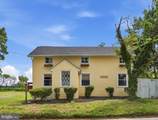 14207 Manor Road - Photo 1