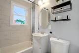 2139 Oxford Street - Photo 25