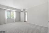 309 Yoakum Parkway - Photo 19