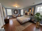 5724 Middleton Lane - Photo 10