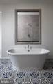 105 Devereux Road - Photo 29