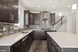 33 Kay Chiarello Way - Photo 9