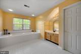3303 Dunwood Ridge Terrace - Photo 31