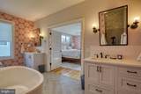 303 Manor - Photo 58