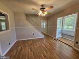 1881 Fairport Rd - Photo 19