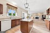 713 Iris Lane - Photo 4