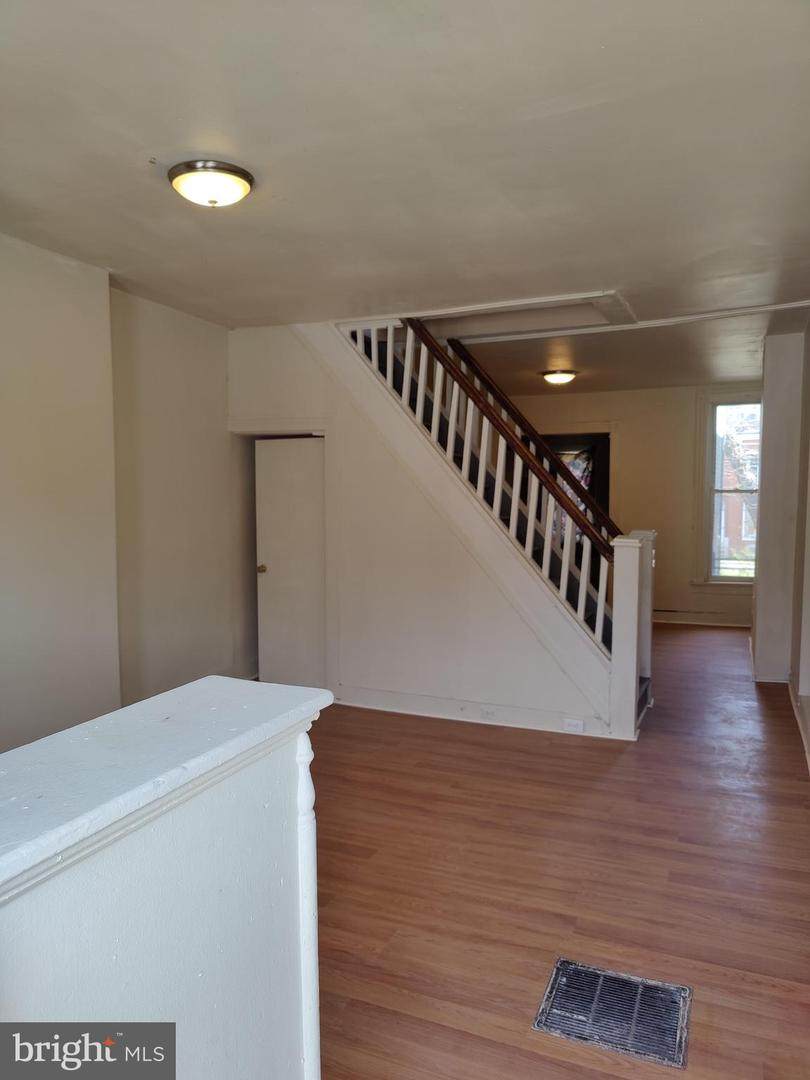 1629 Wolfe Street - Photo 1