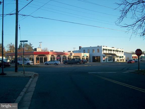 350 Aurora Street - Photo 1