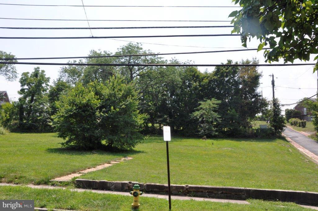 447 Williams Street - Photo 1