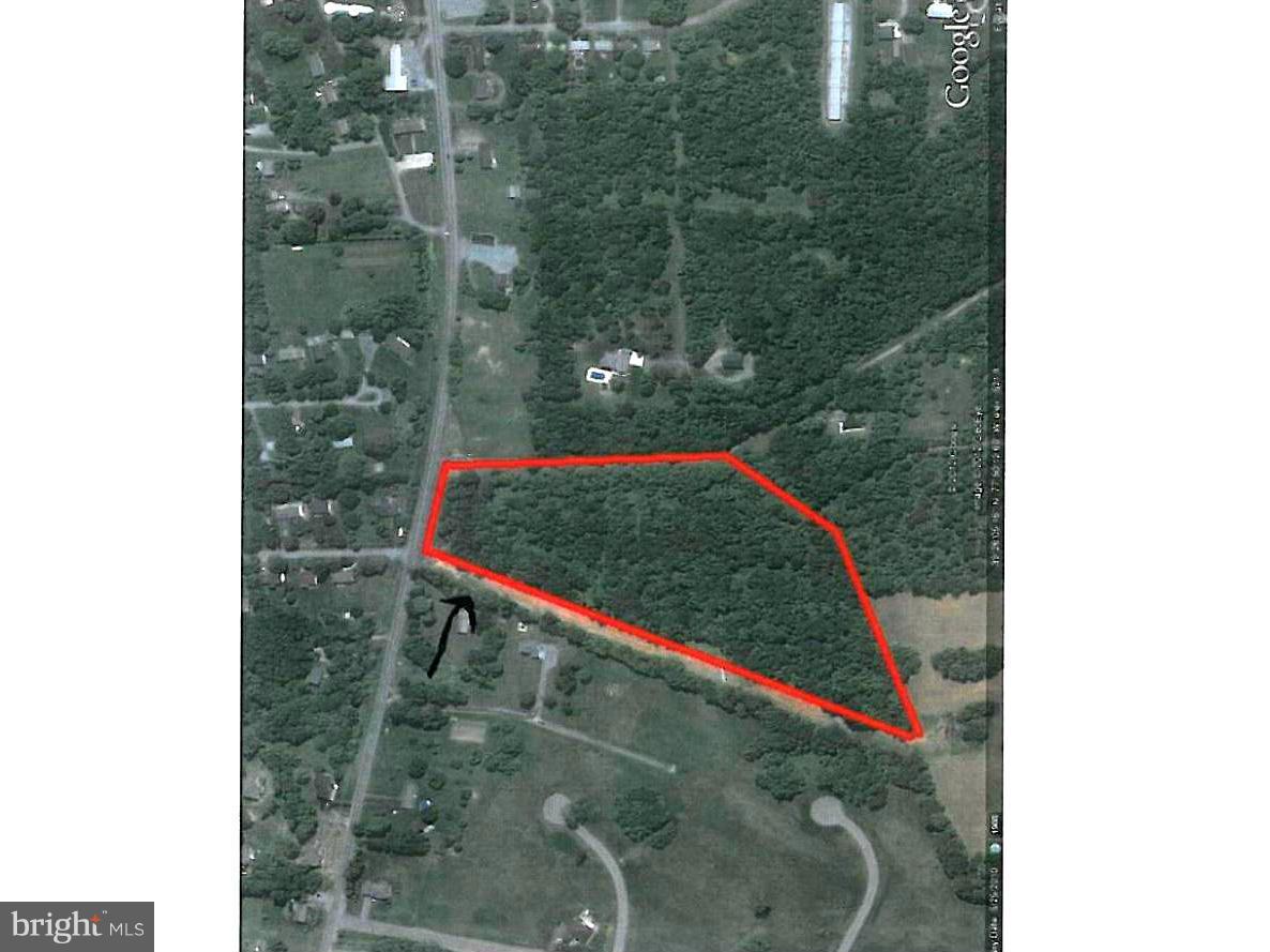 Martinsburg Pike - Photo 1