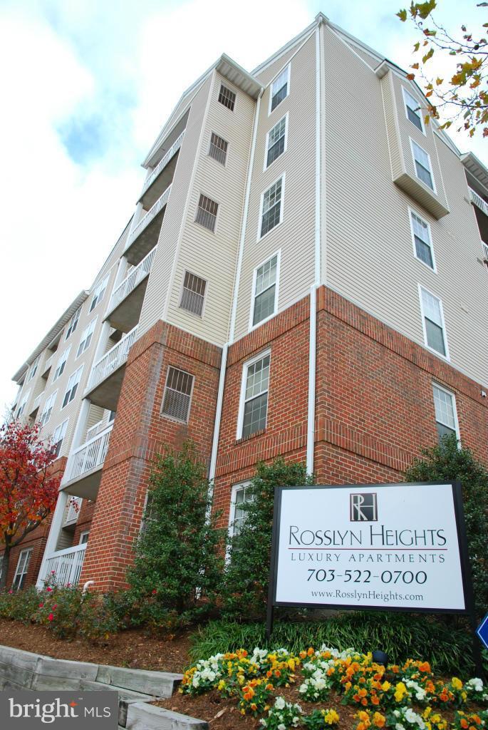 1804 N. Quinn Street - Photo 1