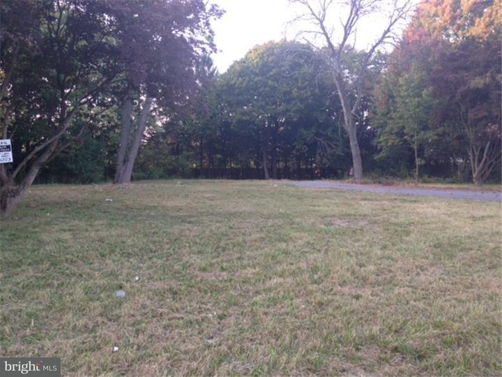 133 Berlin Cross Keys Road - Photo 1