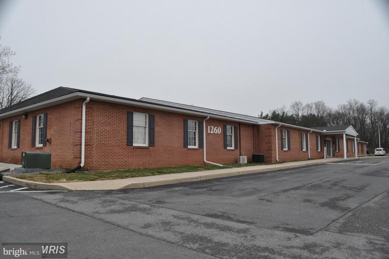 1258 Maryland Avenue - Photo 1