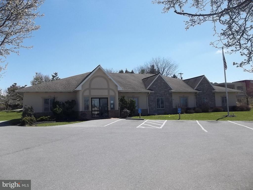 924 Russell Drive - Photo 1