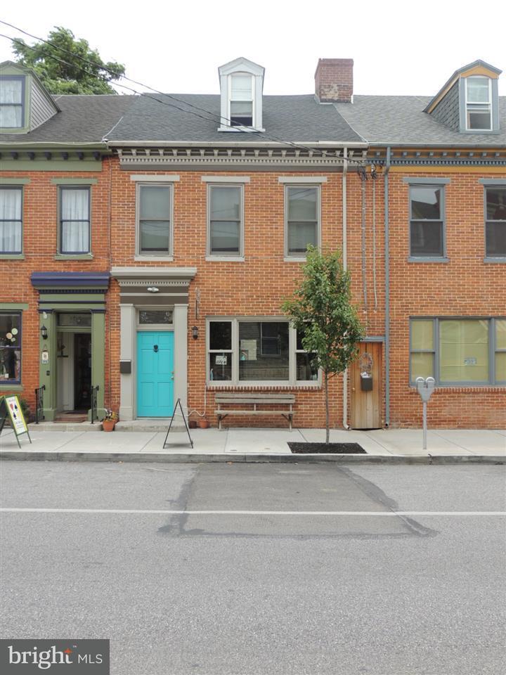 122 King Street - Photo 1
