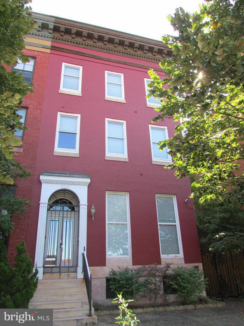 2313 Maryland Ave - Photo 1
