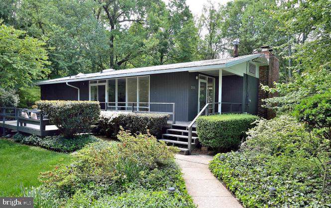 2101 Mason Hill Dr - Photo 1