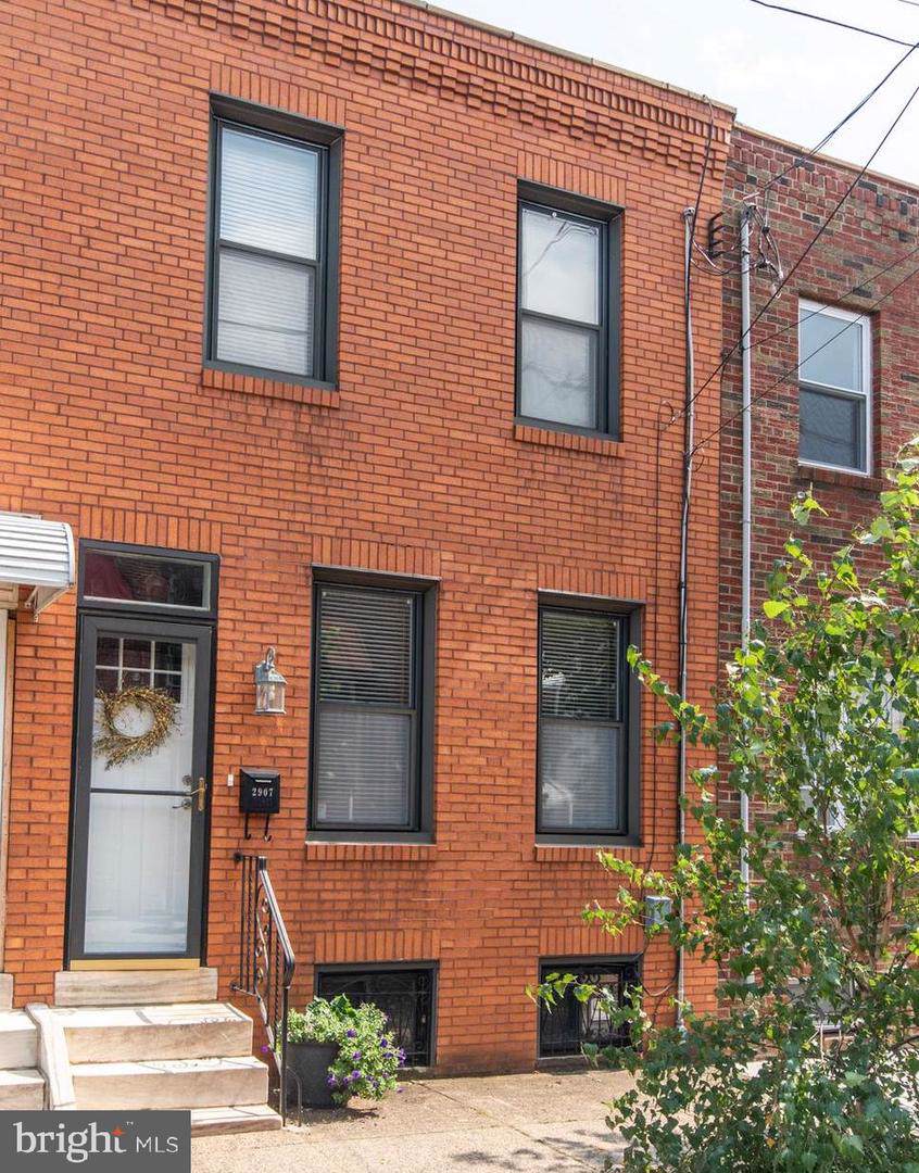 2907 Almond Street - Photo 1