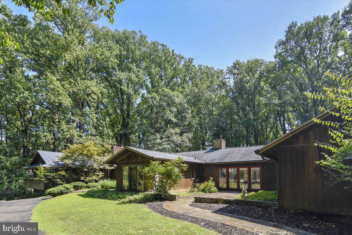 9711 Meadowlark Road - Photo 1