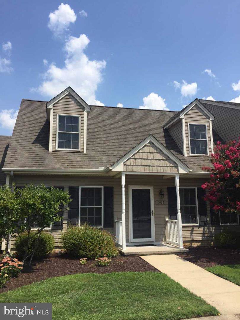 505 Holly Ridge Court - Photo 1